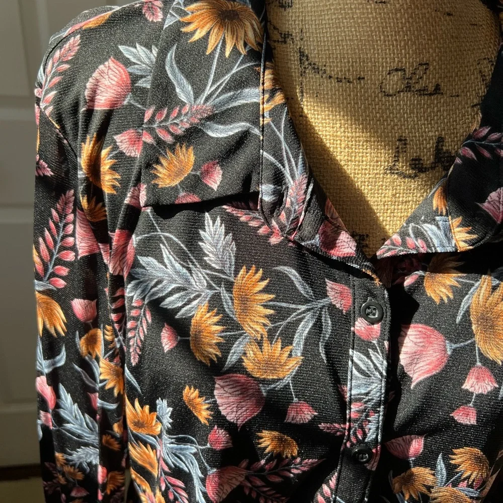 Style & Co. Long Tunic Style Blouse~ - Picture 3 of 10